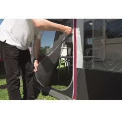 Aufblasbares Vorzelt DWT Bella Air HQ -Wildnis Ausstattung dwt airvorzelt wohnwagenvorzelt bella air hq eingangsgaze 1000 3 14520