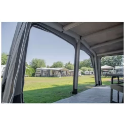 Aufblasbares Wohnwagenvorzelt Westfield Pluto 8 XL | Mod. 2023 -Wildnis Ausstattung vorderwandelemente abgenommen offenes aufblasbares wohnwagenvorzelt westfield pluto xl 1000 5 23231